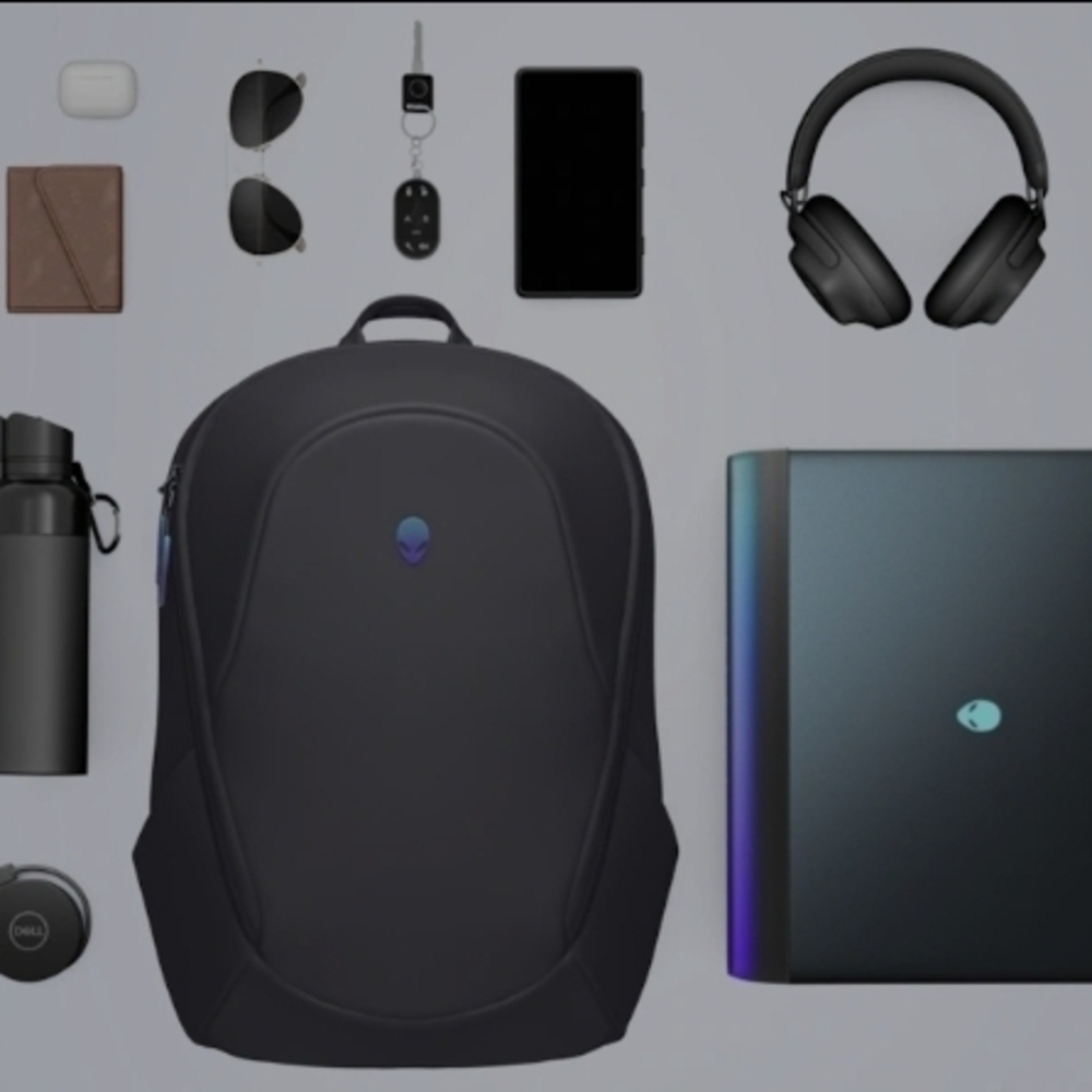 Alienware Black Backpack - Picture 7 of 7